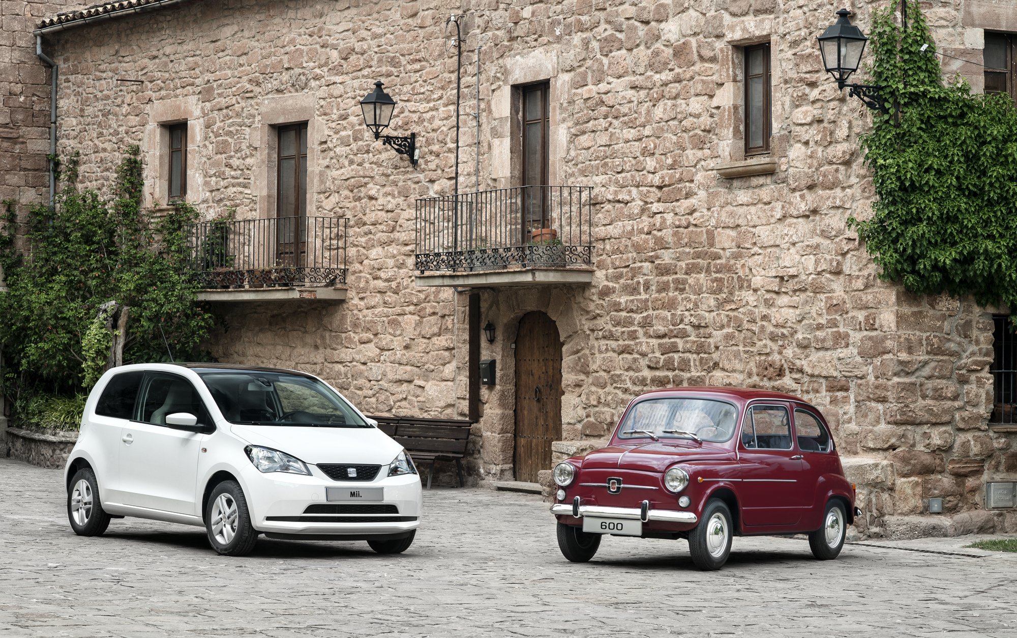 Seat 600 vs Seat Mii