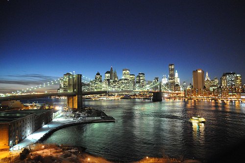 El puente de Brooklyn y el skyline de Nueva York.