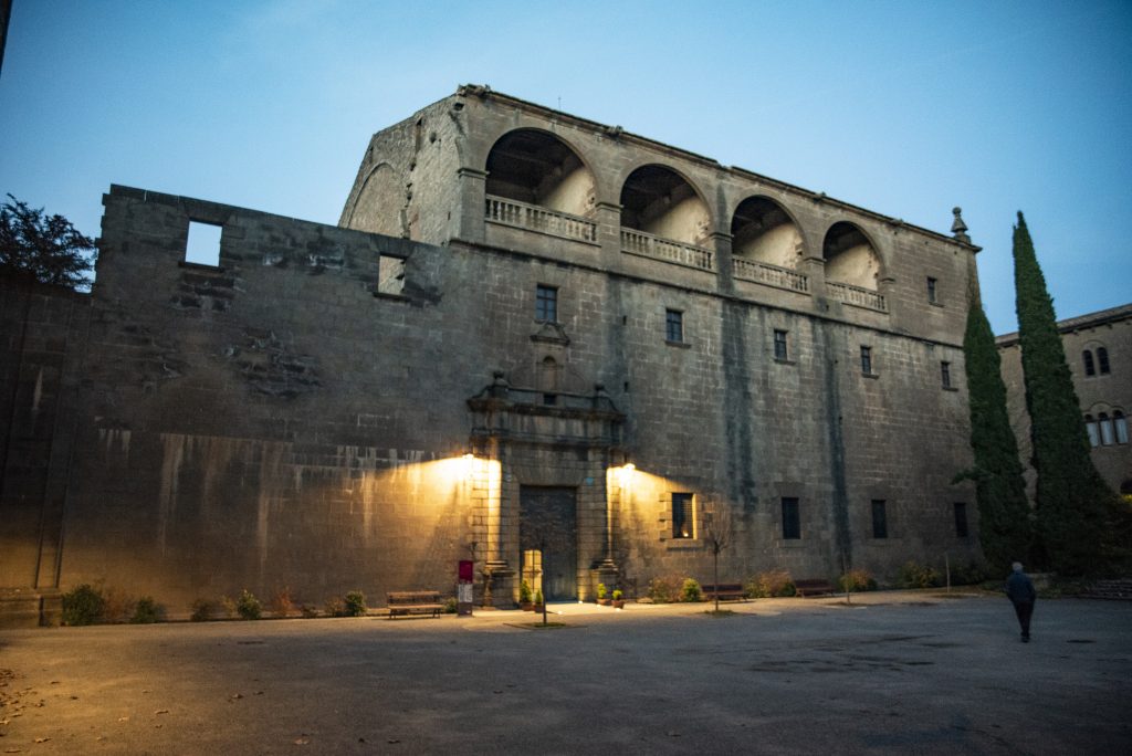 El Miracle, fachada de la iglesia